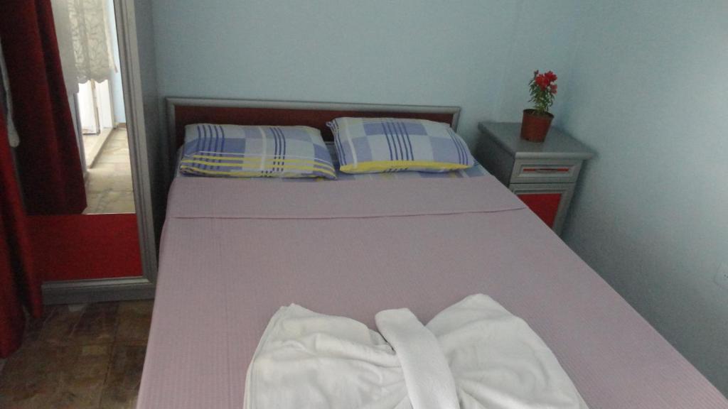Eysan Pansiyon Akçay Rom bilde